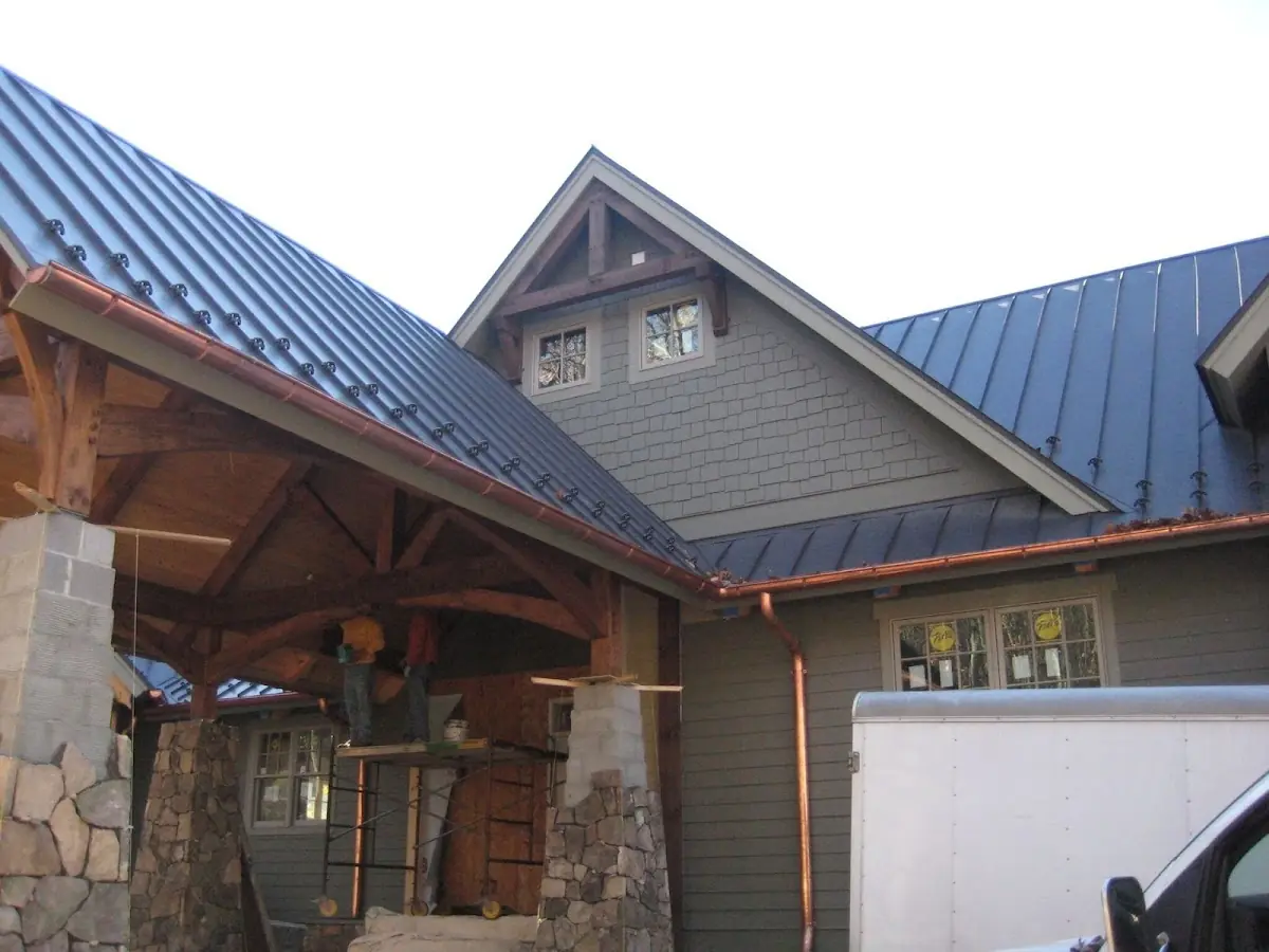 Craftsman Roofing team delivering quality roofing work in Kinsman Corner
